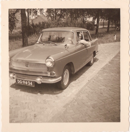 Dijkgraaf, Cor met auto 1959